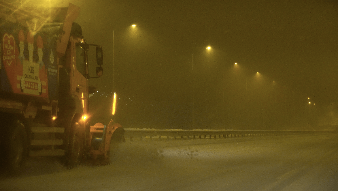 İstanbul Genelinde Kış Şartları ile Mücadele Çalışmaları